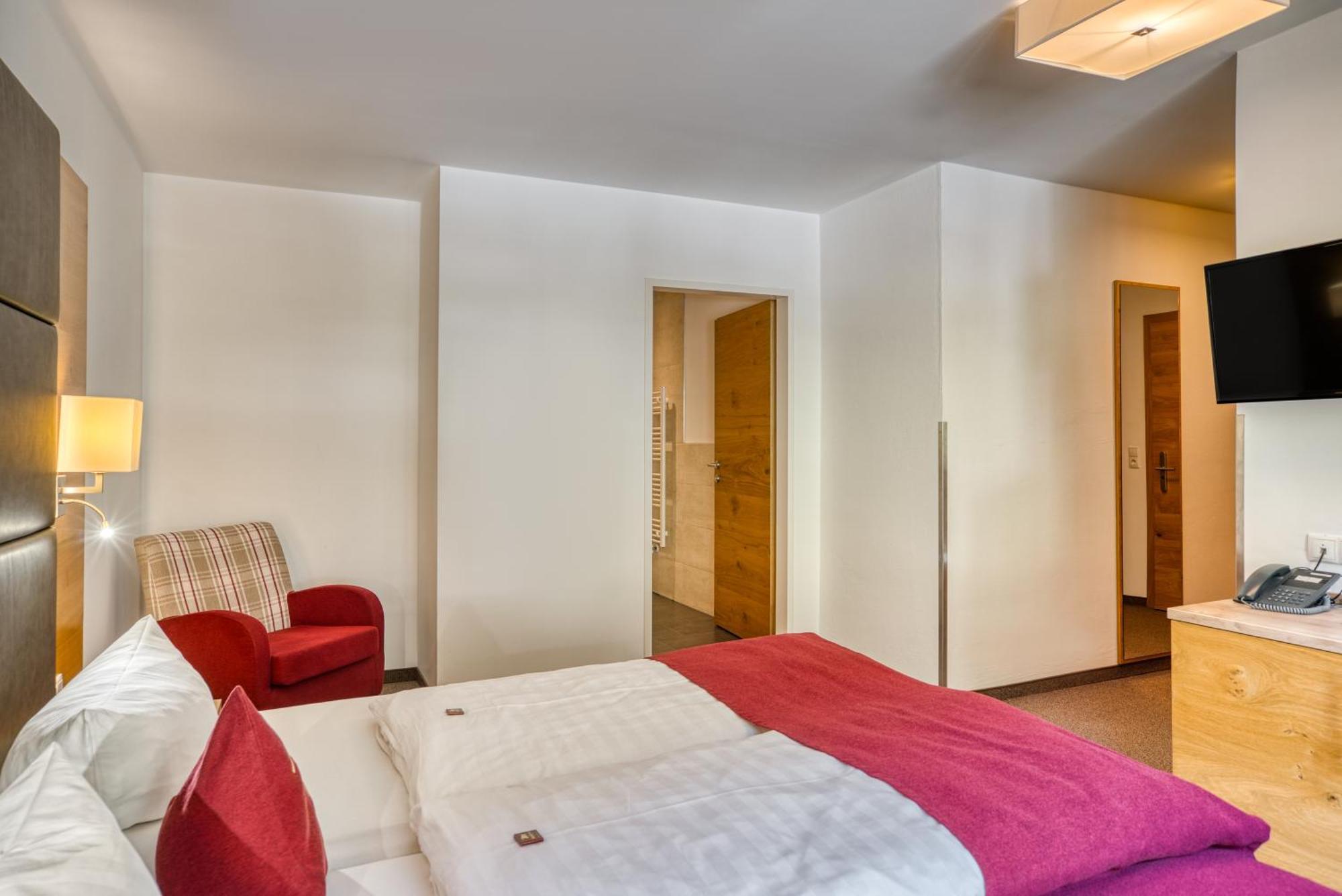 Mallaun Hotel.Erlebnis See Ngoại thất bức ảnh